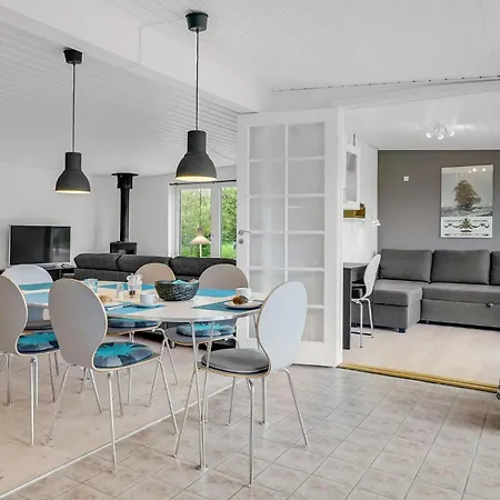 4 Bedroom In Prázdninový dům