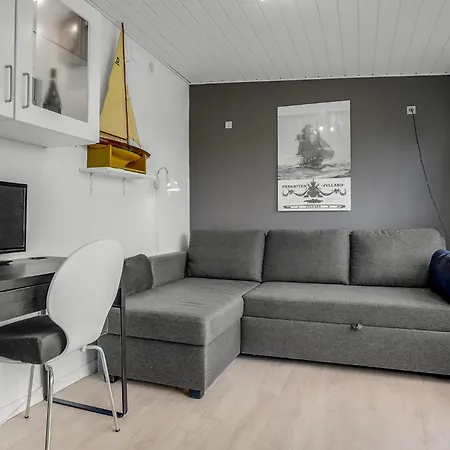 4 Bedroom In *
