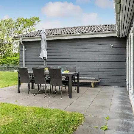 4 Bedroom In Prázdninový dům