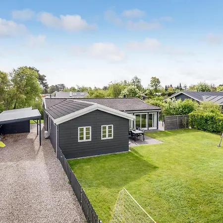 Holiday home 4 Bedroom In Slagelse