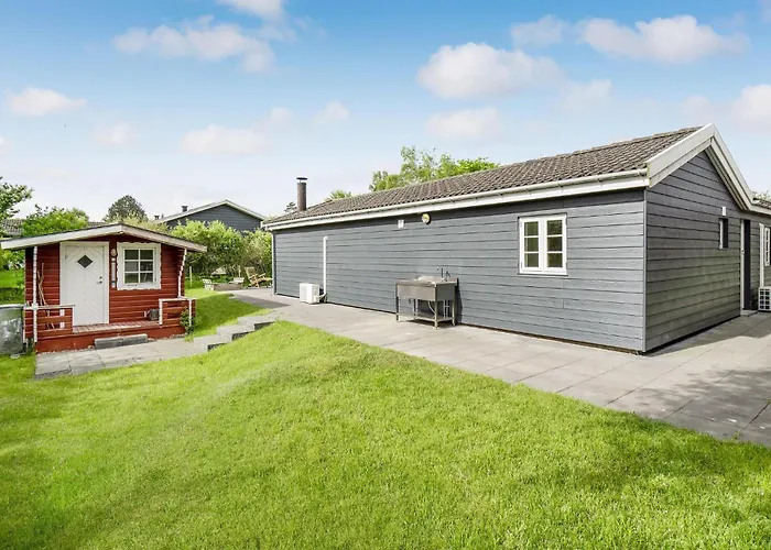 4 Bedroom In Vakantiehuis *