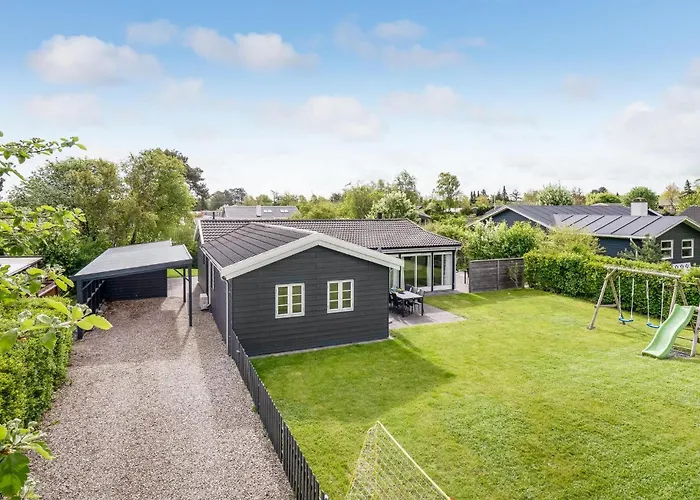 Vakantiehuis 4 Bedroom In Slagelse